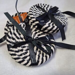 Black and White Woven Coasters with Ribbon (8)